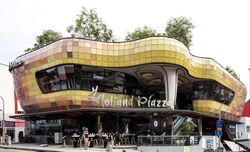 Holland Road Shopping Centre (D10), Retail #497185341